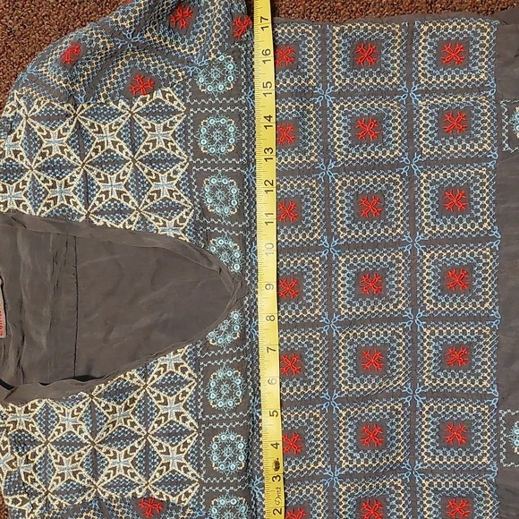 Johnny Was embroidered Tunic Top Blouse XS Cupro Rayon Bohemian - Picture 8 of 8